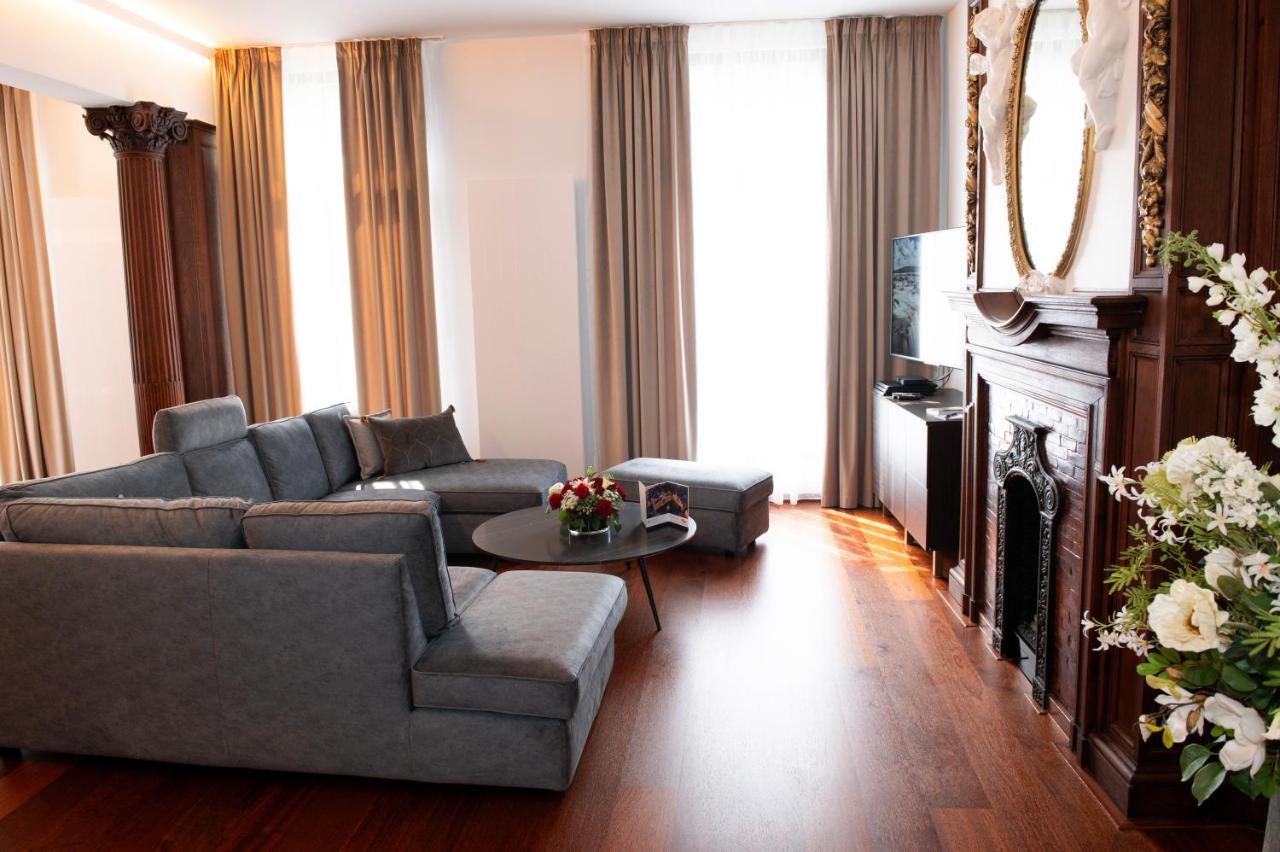 Botanique Suites Airbnb, Antwerp Luaran gambar