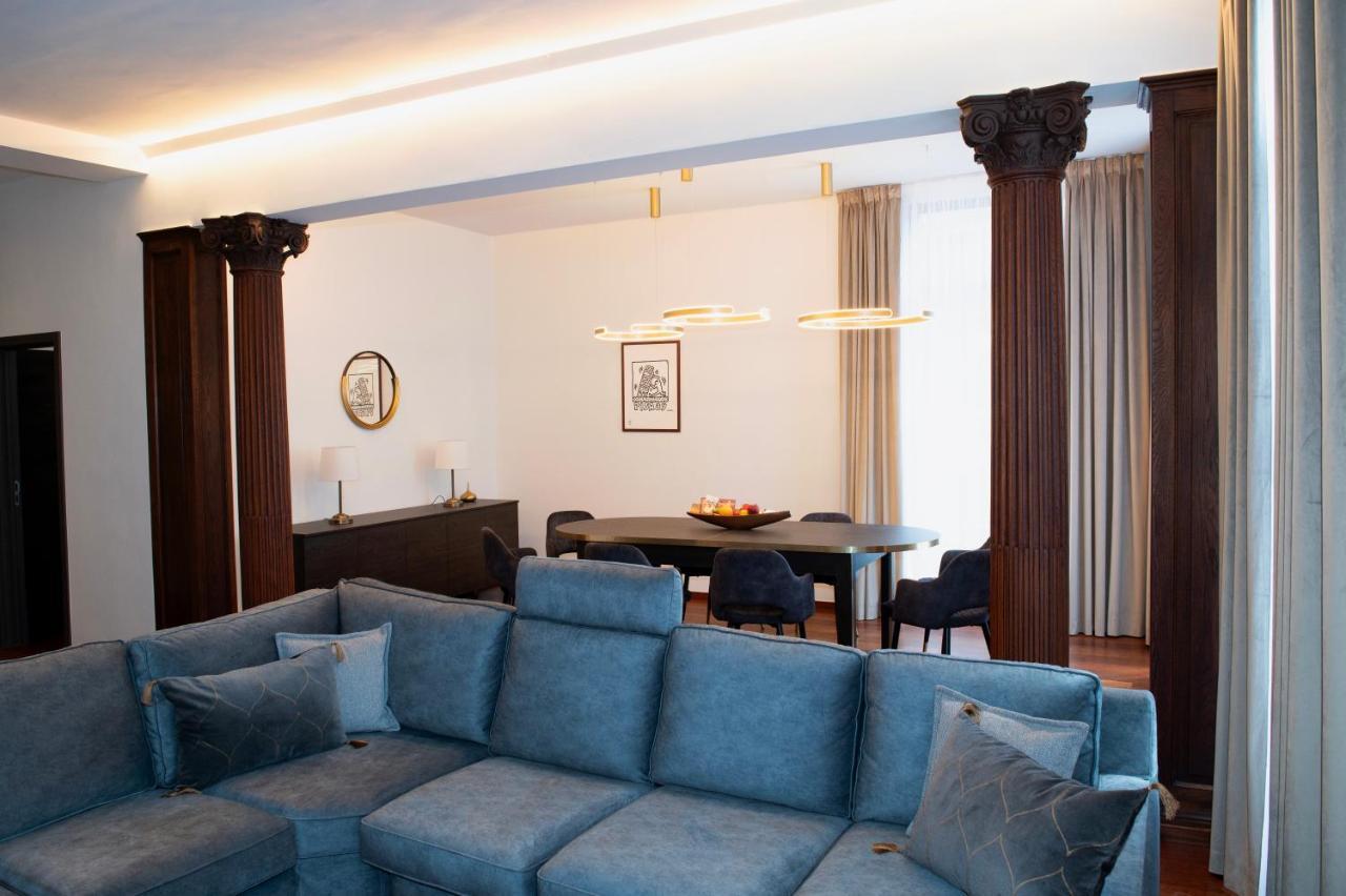 Botanique Suites Airbnb, Antwerp Luaran gambar