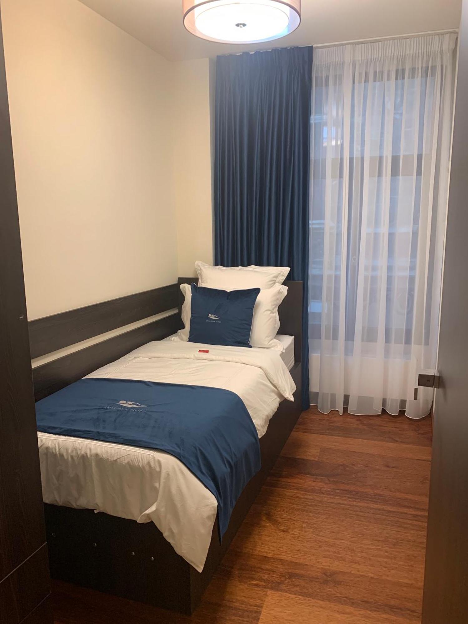 Botanique Suites Airbnb, Antwerp Luaran gambar
