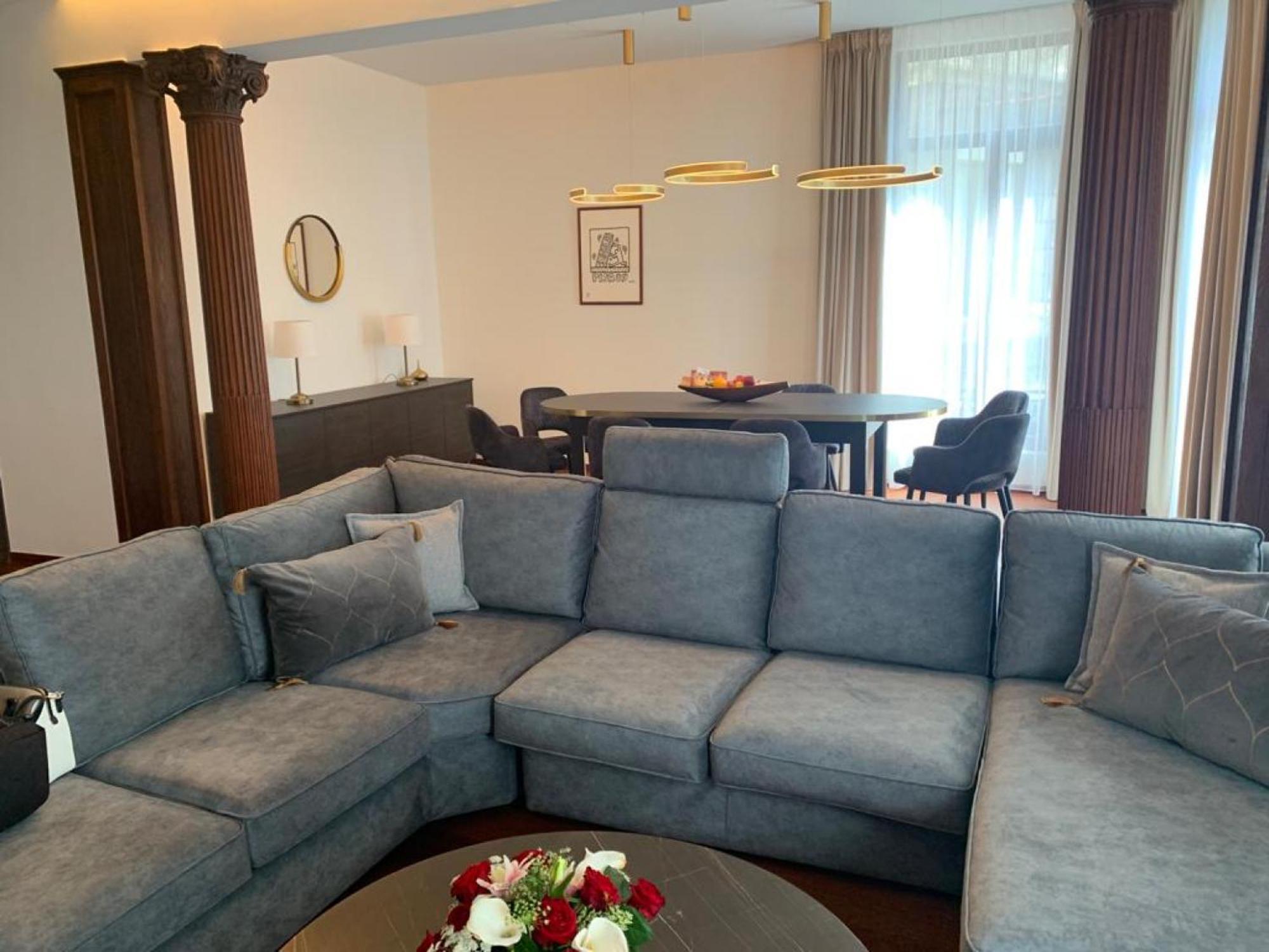 Botanique Suites Airbnb, Antwerp Luaran gambar